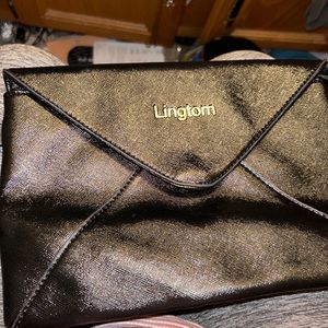 NEW LINGTOM BLACK LEATHER ENVELOPE CLUTCH/ wristlet